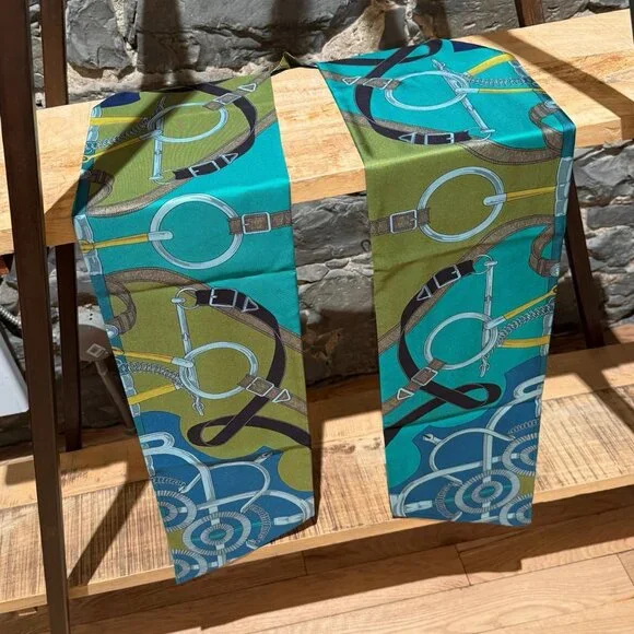 Hermès Blue Green Eperon D'Or Maxi Twilly Silk Scarf - Picture 3 of 10